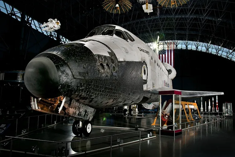 Discovery on view at the Smithsonian