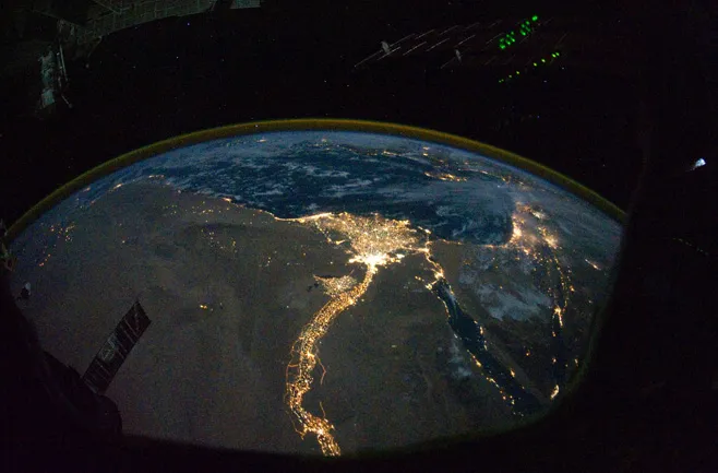 2012091711401009_17_2012_space-station-photo.jpg
