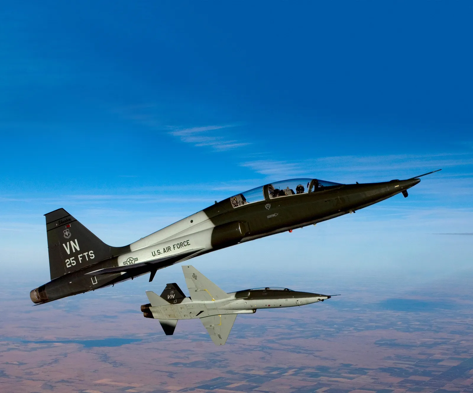 Meet the Jets Competing to Become the Next Air Force Trainer, Air & Space  Magazine