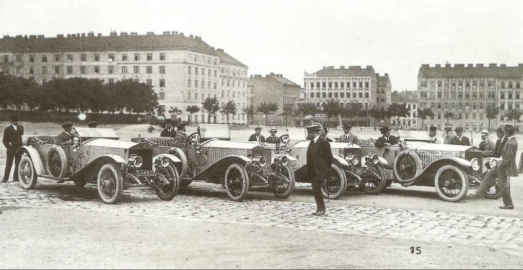 Rolls-Royce racing teams, including future RAC volunteer Jimmy Radley in his Silver Ghost, prepare for the Alpine Trials in Vienna, June 1913.