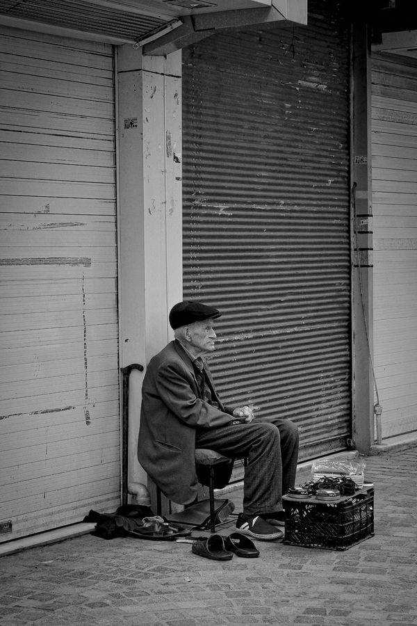 The old cobbler thumbnail