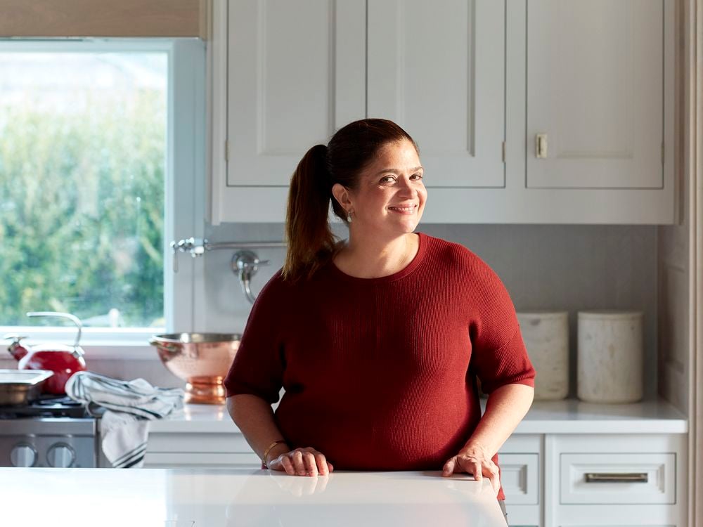 Alex Guarnaschelli talks about cooking with family connections in a live Smithsonian Associates program streaming Dec. 8 (Johnny Miller).