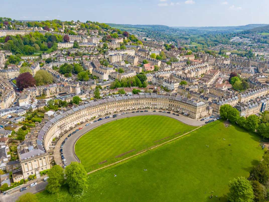 The Royal Crescent and honey colored buildings of Bath