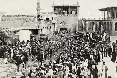 British soldiers enter Baghdad in 1919. 