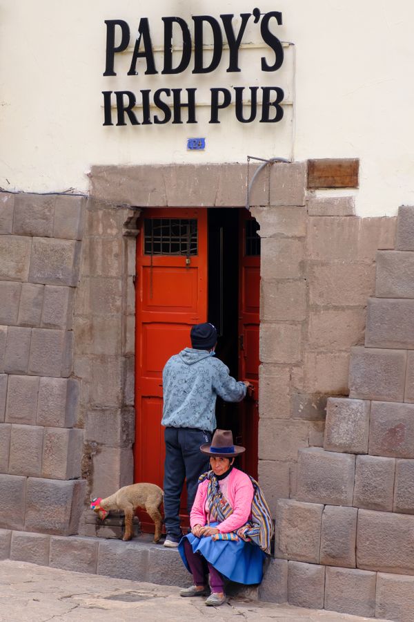 Juxtaposition of Incan, Spanish, "Irish", and Q'ero Influences in Cusco thumbnail