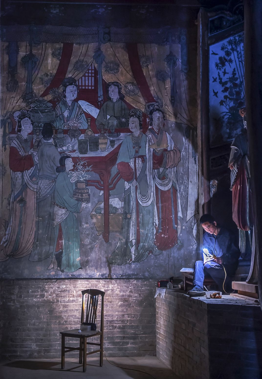 Serious Repair Smithsonian Photo Contest Smithsonian Magazine