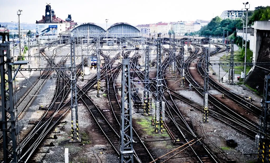 Train Tracks