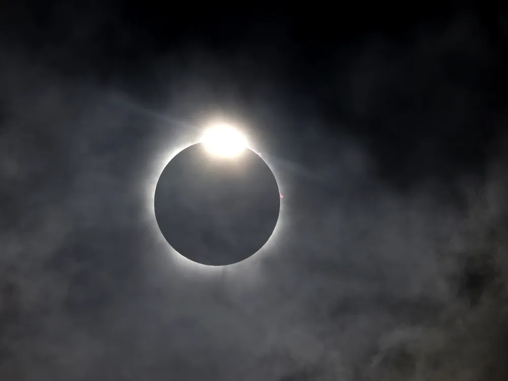 diamond ring effect on a solar eclipse
