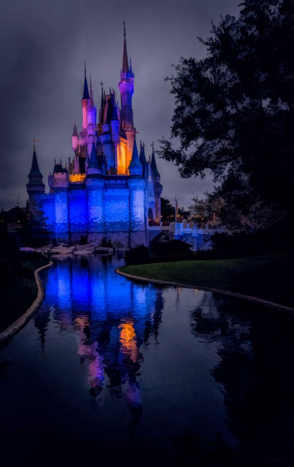Evening at Cinderella's Castle thumbnail
