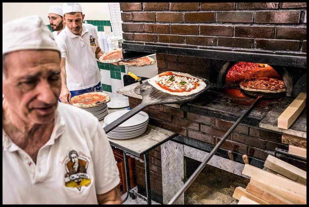 The main oven at Pizzeria Da Michele 