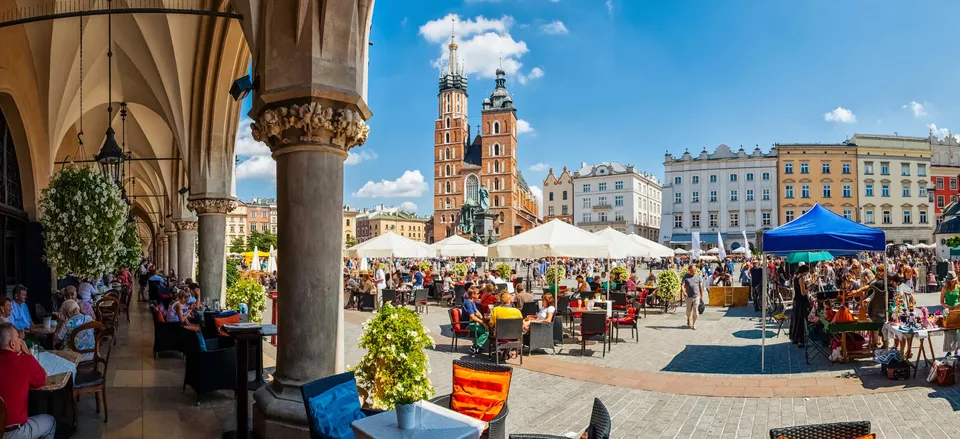  Kraków's engaging main square 
