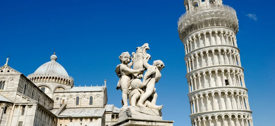  The legendary tower of Pisa 