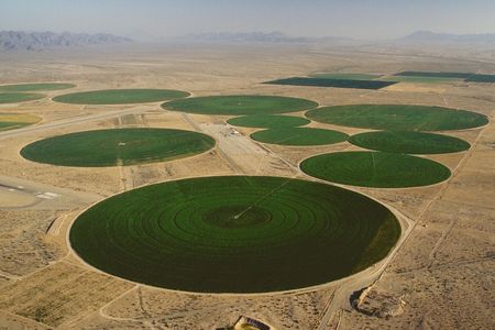 Center pivot irrigation in Blythe, California
