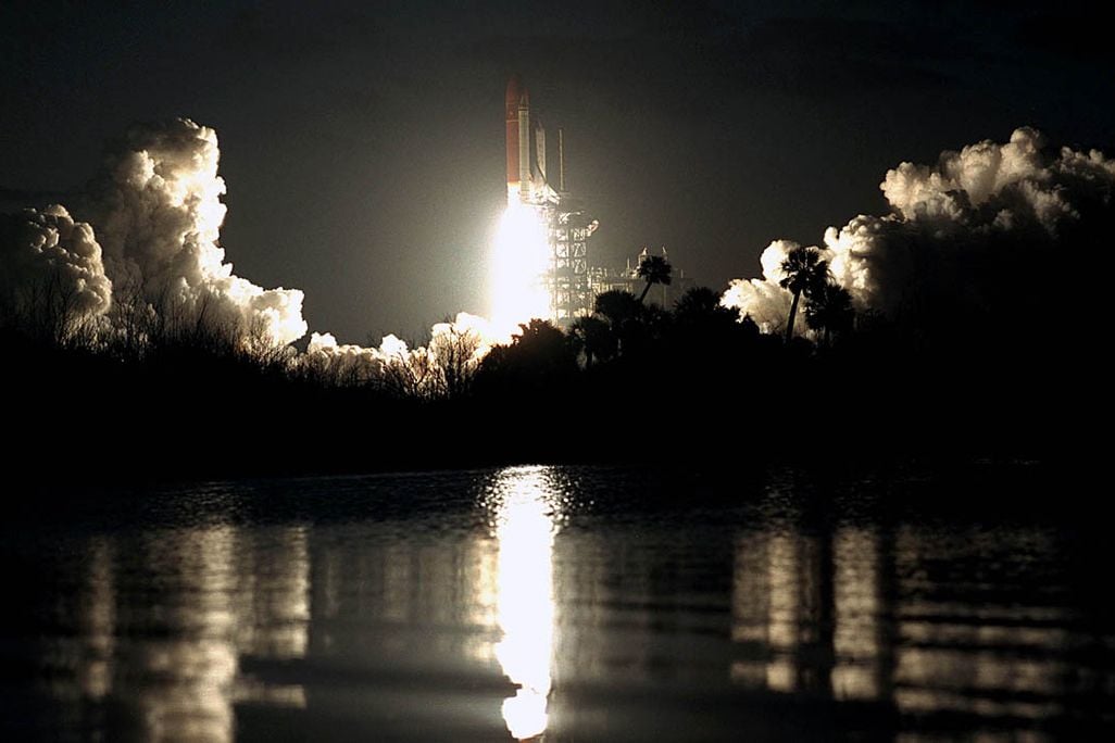 Columbia-night-launch-STS-61C.jpg