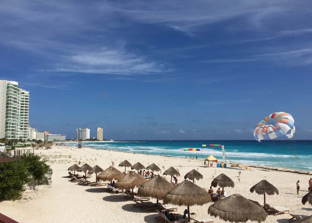 cancun trips december 2022