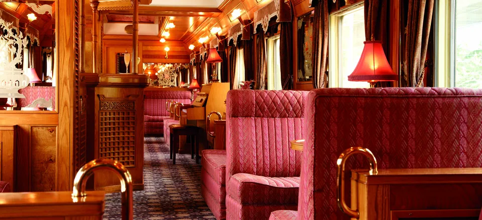  Bar on the E&O Express 