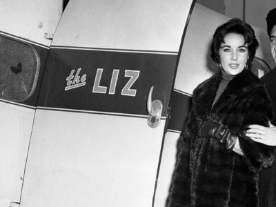 On February 15, 1958, Elizabeth Taylor and her husband, producer Mike Todd, board his private plane named "The Liz," which crashed a month later killing Todd and two others.