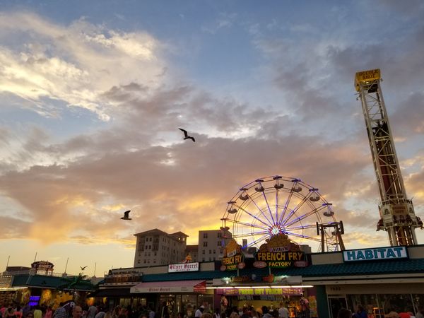 Sunset in ocean city thumbnail