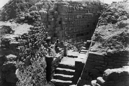 Excavations in Troy, circa 1890s