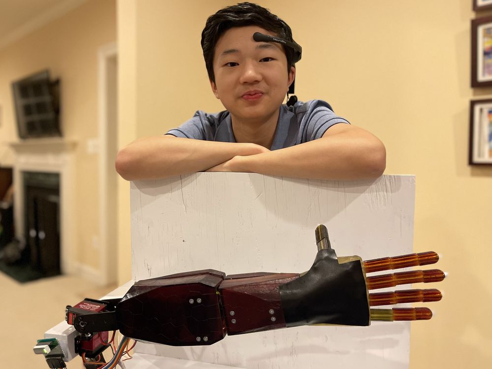 This High Schooler Invented a Low-Cost, Mind-Controlled Prosthetic Arm, Innovation