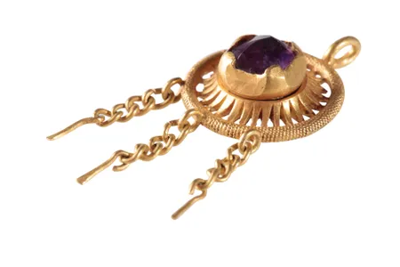 The amethyst-studded hatpin may have been owned by Edward IV or a high-ranking member of his court