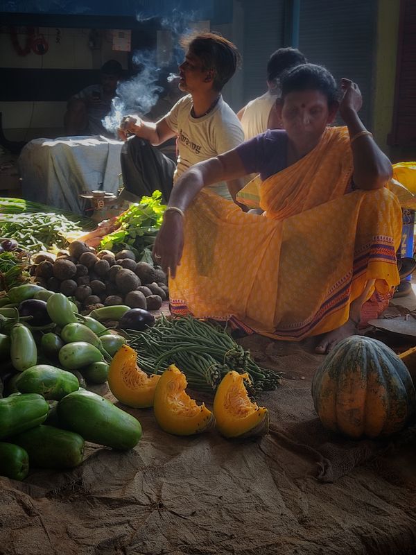 Smoking in the market thumbnail