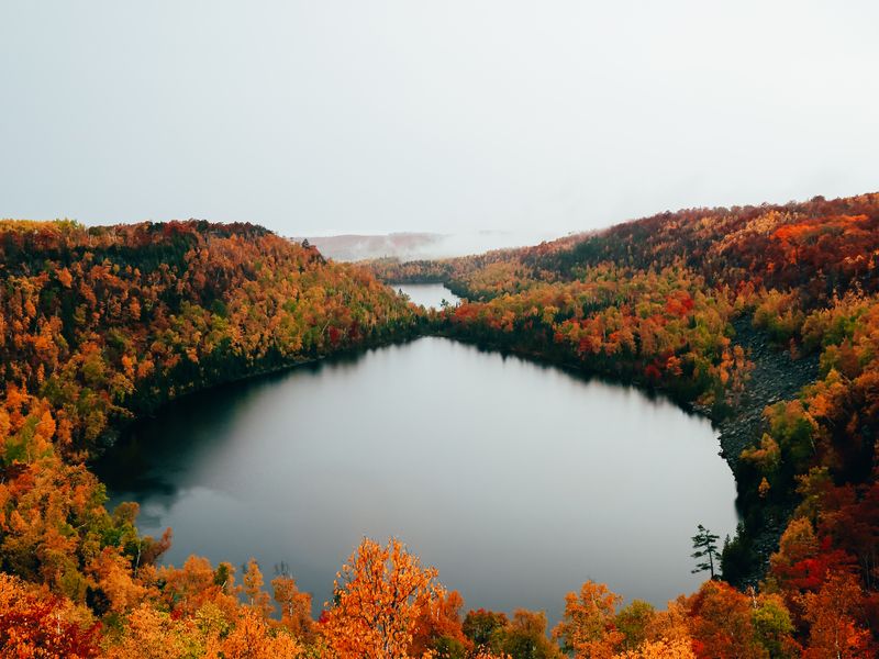 Colorful fall views at the Bean and Bear Lake Loop Smithsonian Photo