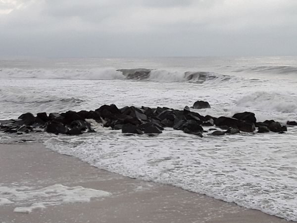 Storm at the Jersey shore thumbnail