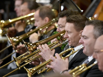 Trumpet players create about 2,500 aerosol particles per liter of air that flows through their instrument. 