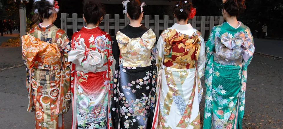  Traditional kimonos 