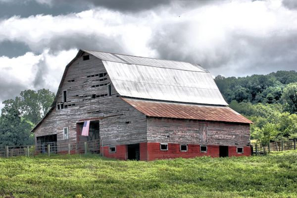 Barn with American Flag in Newton County AR thumbnail