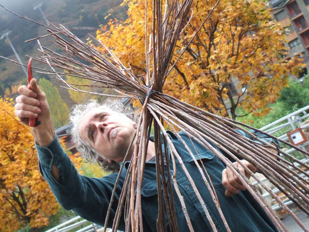 Catalan basket weaving