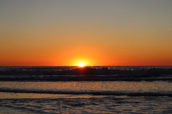 Sunrise at Atlantic Ocean thumbnail