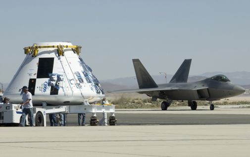 Orion and F-22-505.jpg