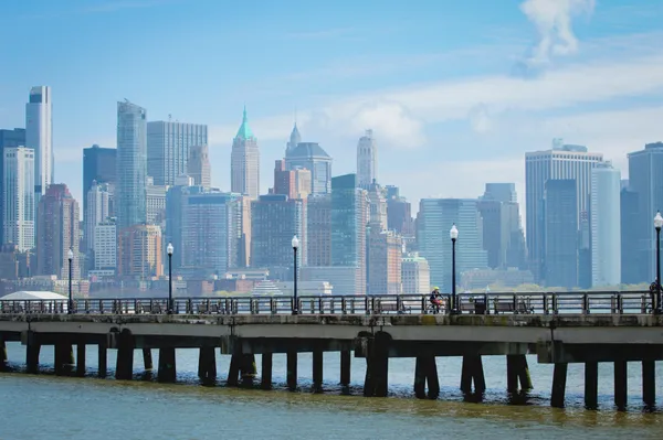 Manhattan Skyline thumbnail