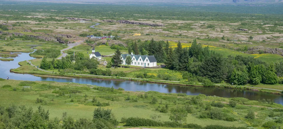  Thingvellir National Park 