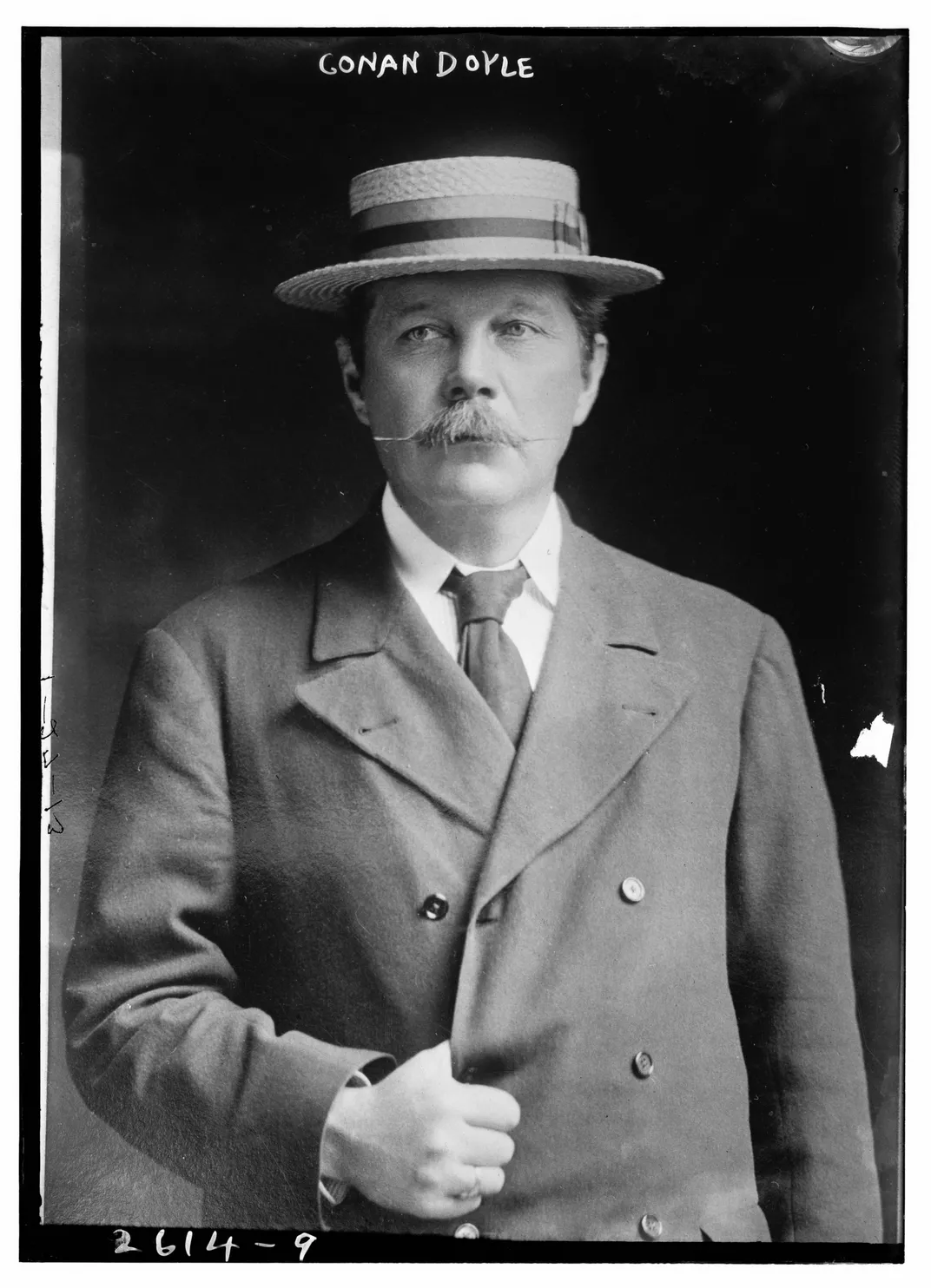 A 1913 photo of Arthur Conan Doyle