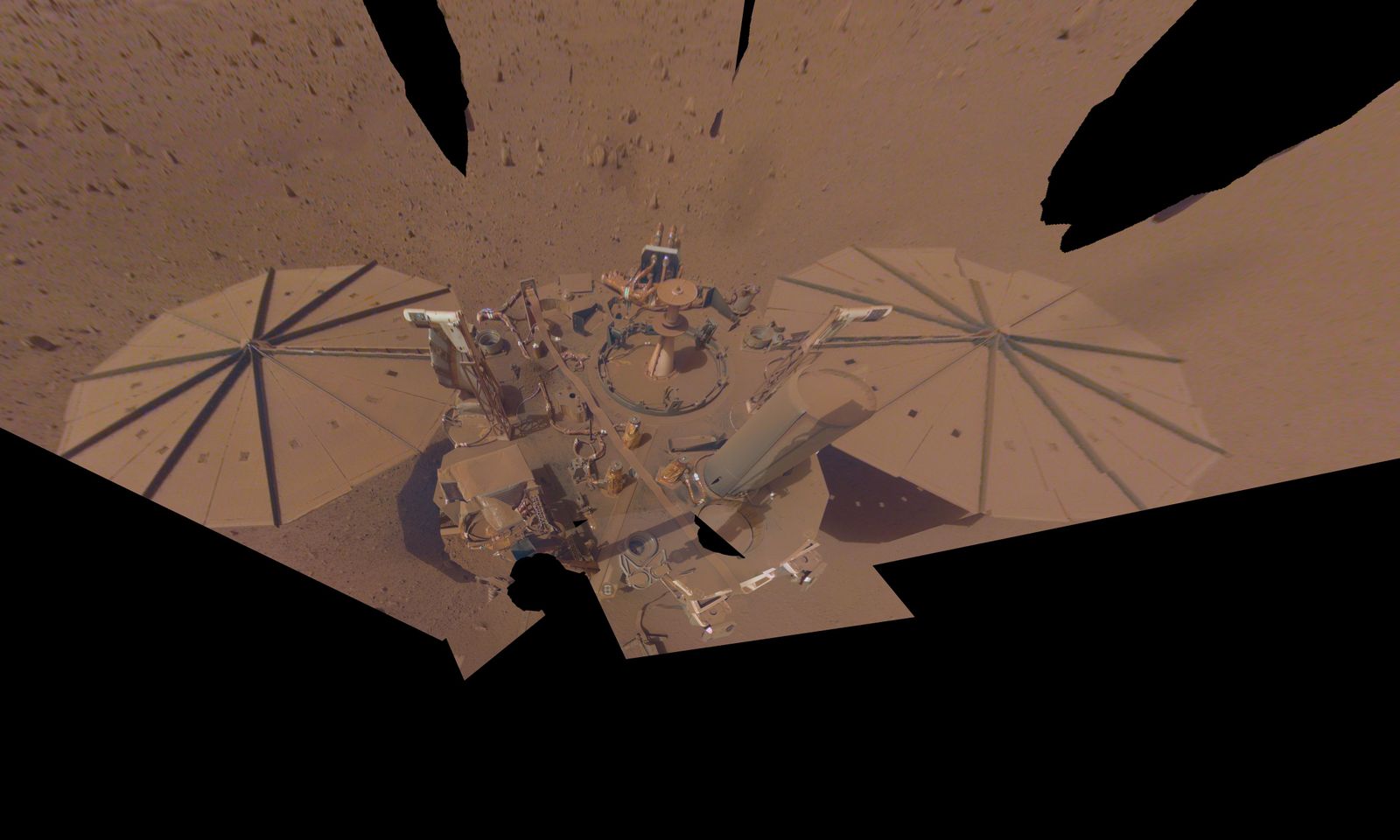 Dusty InSight Mars Lander Takes Its Final Selfie