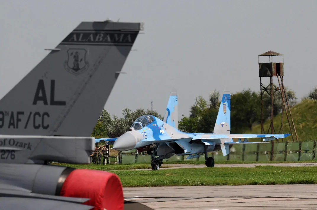 Flanker: The Russian Jet That Spawned Many New Versions (And Lots