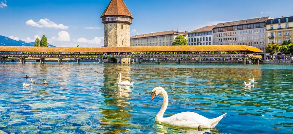  The bridge in Lucerne 