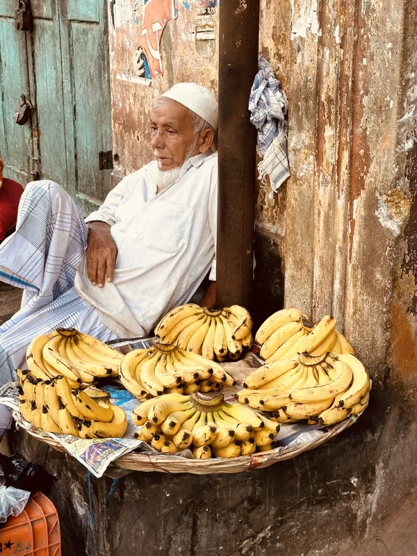 In anticipation of a customer.. thumbnail