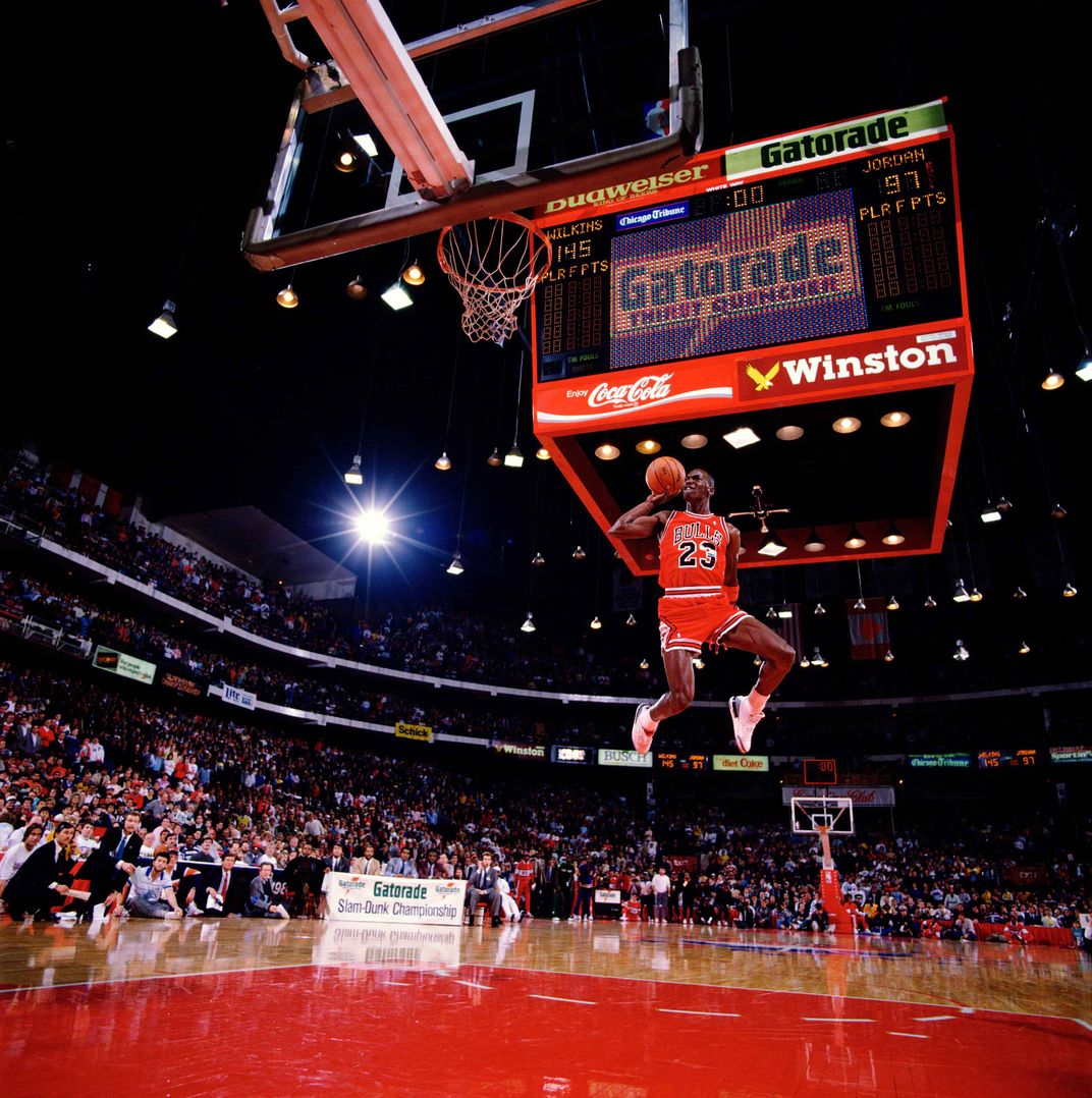 Michael Jordan Leap and Score