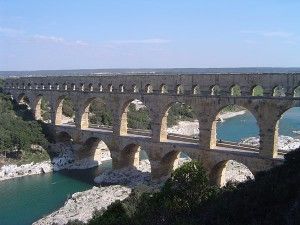 20110520102429Pont_du_gard-300x225.jpg