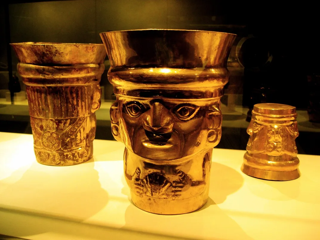 Sicán gold beaker cups
