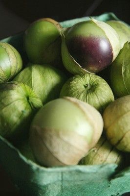 20110520090142tomatillos-by-Polkaroo-266x400.jpg