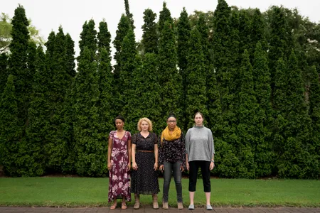 Interpreters of the artwork (above: four of the eight from left to right: Jahnel Daliya Slowikowski, Sadie Leigh, Briona Jackson, Lara Supan.) are “people that can hold space and have a connection” with the passersby, says the curator.