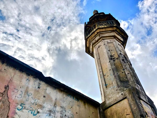 A minaret in ruins in occupied Syria thumbnail