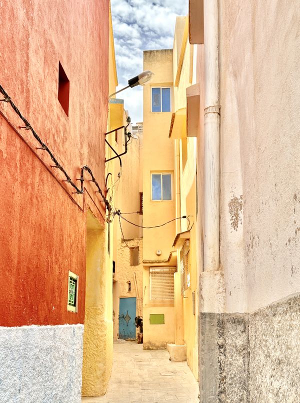 Colorful alley in the village of Bhalil, Morocco thumbnail