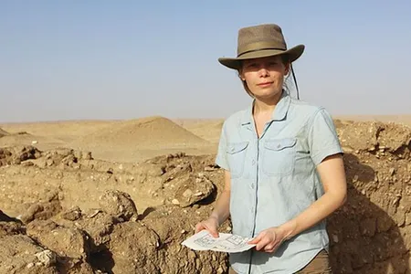 Egyptologist Jacquelyn Williamson on site at Tell el-Amarna. Williamson will lead an all-day seminar for Smithsonian Associates on April 10 examining the site's latest discoveries