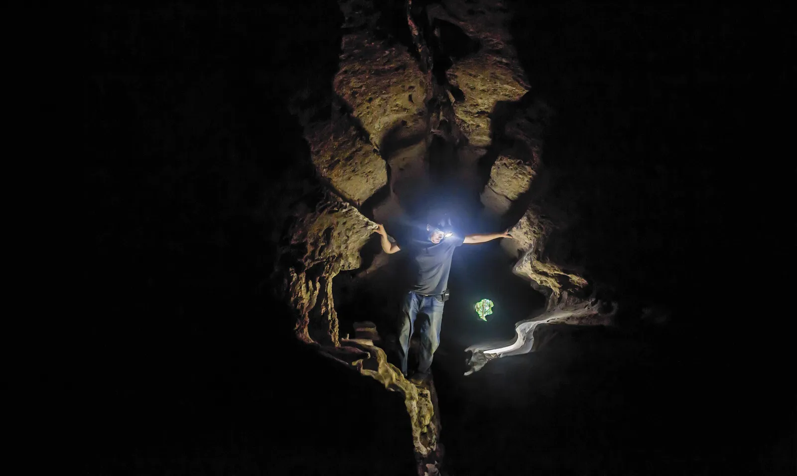 How torchlight, lamps and fire illuminated Stone Age cave art